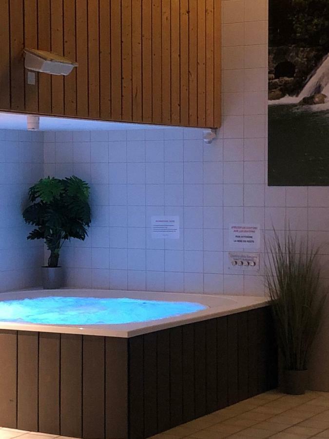 Etoile Des Neiges Piscine Spa Sauna Métabief Exterior foto